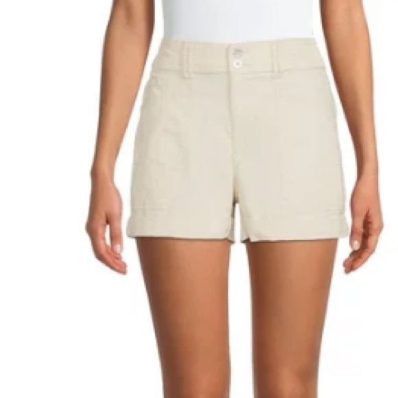 EXPRESS Women Almond Chino’s Shorts | 10 - Picture 1 of 10